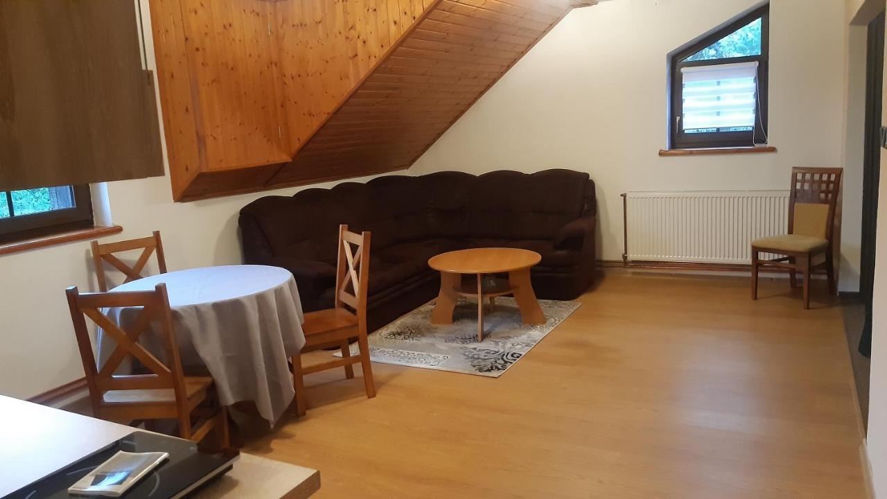 Budha Apartma Jirikov  Zewnętrze zdjęcie