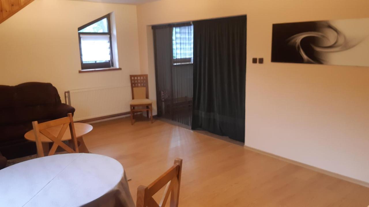 Budha Apartma Jirikov  Zewnętrze zdjęcie